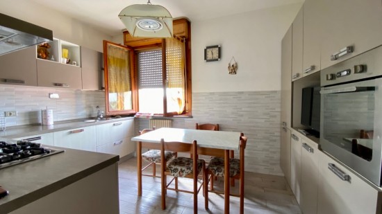 Appartamento 3 camere in venditaBagnolo In Piano