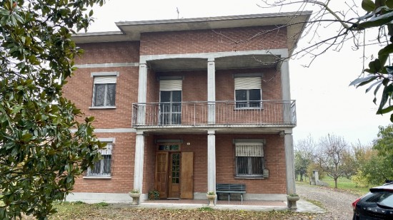 Casa singola in venditaReggio Emilia - Sesso